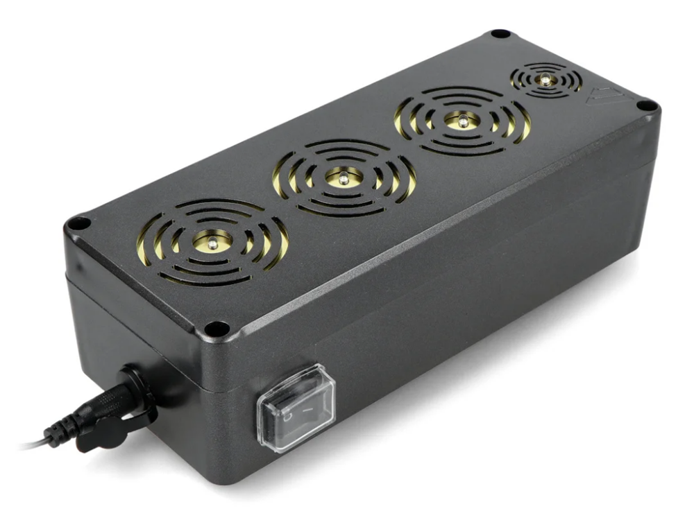 Vodotesný, ultrazvukový odpudzovač na kuny, myši a potkany VIANO OD16 KING LED - Image 8
