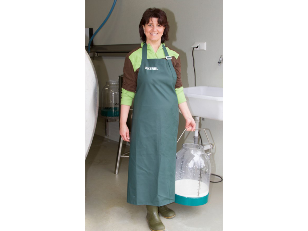 Vodeodolná zástera na dojenie KERBL 15614 PREMIUM APRON, 125X118cm, zelená - Image 5